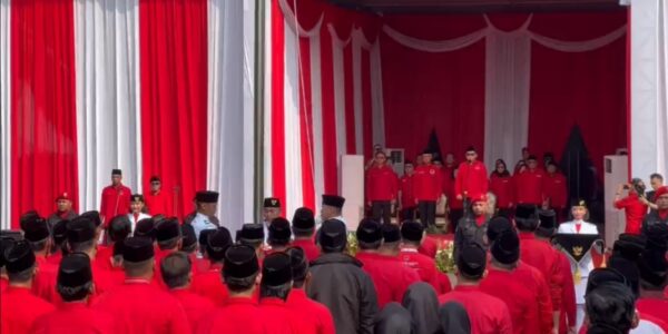 Suasana upacara Harlah Pancasila di Masjid At Taufiq Lenteng Agung Jaksel