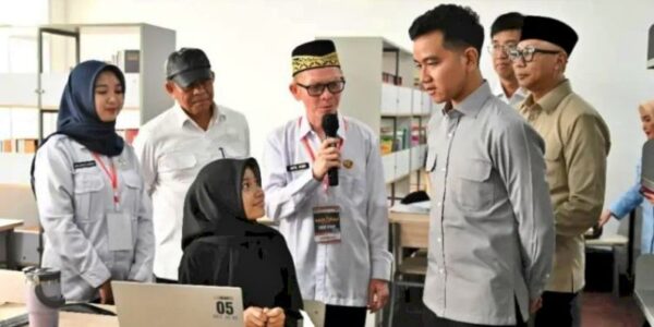 Wakil Presiden RI Gibran Rakabuming Raka meninjau Sekolah Rakyat Terintegrasi Bandar Lampung (Foto Sekretariat Wakil Presiden)