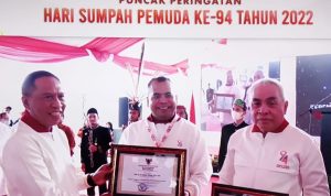 Pemerintah Beri Penghargaan Kepada Rektor Universitas Moestopo