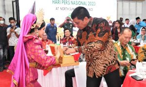 Pangdam I/BB Terima Penghargaan Tokoh Peduli PWI