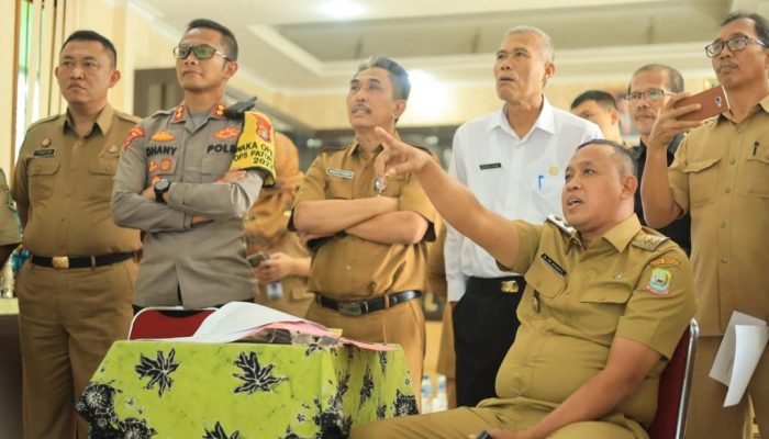 PLT. Wali Kota Bekasi Tri Adhianto Sidak SMA Negeri 1 Terkait Isu Kecurangan PPDB Online