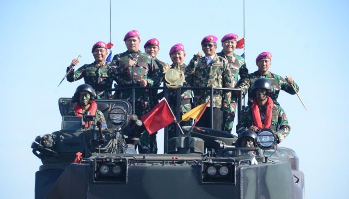 Menkopolhukam Mahfud MD Resmi Menjadi Warga Kehormatan Korps Marinir
