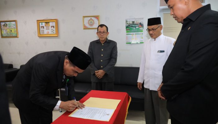 Nurul Akmal Dilantik Jadi Ketua Baznas Kota Bekasi Oleh Wali Kota Bekasi