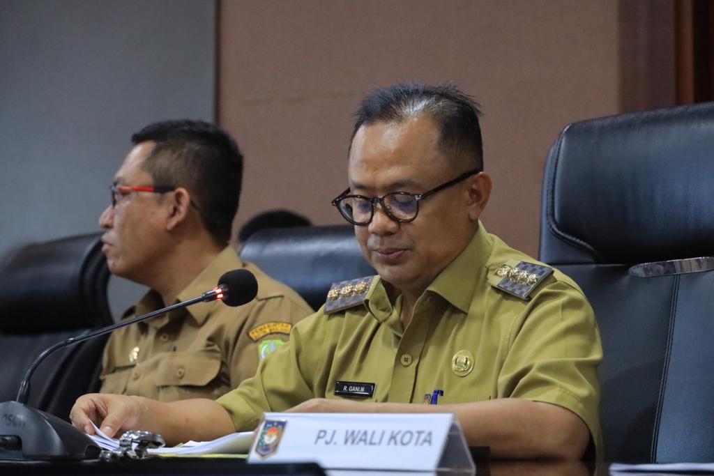 Pj Wali Kota Bekasi R Gani Muhamad Paparkan Program Inovasi Untuk Nominasi IGA 2023 Jurnal