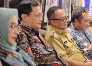 Pj Wali Kota Bekasi Resmikan Acara Bekasi Batik Fair di Revo Town Mall