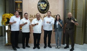 Jaksa Agung Terima Audiensi Ketua Umum KONI Dalam Rangka Pendampingan Pelaksanaan PON XXI/PON Aceh-Sumut 2024