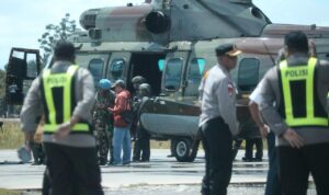 Pilot PT. Intan Angkasa Tewas Ditembak OPM, Heli Caracal TNI AU Lakukan Evakuasi