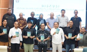 Ketum PWI Pusat Luncurkan Buku Karya 11 Wartawan Babel dan Diskusi Pilkada Damai Anti Hoaks