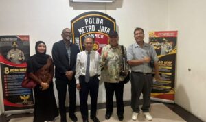 Rekson Sitorus Datangi Ditreskrimum Polda Metro Jaya Jalani Pemeriksaan Kasus TPST Bantar Gebang