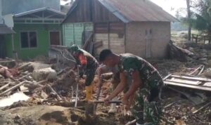 Satgas Gulbencal Kodam I/BB Laksanakan Pembersihan SDN 100704 Hutagodang WhatsApp Image at