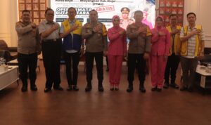 Polres Binjai Gelar Operasi Katarak Gratis Secara Gratis WhatsApp Image at