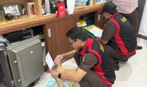Penyidik Kejati Kaltim Geledah Kantor ESDM, Sita Dokumen Terkait Dugaan Korupsi Tambang WhatsApp Image at