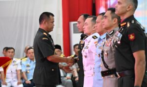 Sinergitas TNI-Polri dan Mancanegara: 157 Perwira Ikuti Dikreg LV Sesko TNI WhatsApp Image at ()