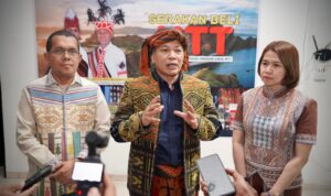 Bangun Ekonomi dari Pinggiran, Menkop Ajak KSP TLM Dampingi Operasional Koperasi Merah Putih di NTT WhatsApp Image at ()