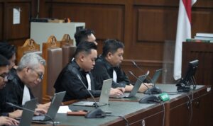 Majelis Hakim Pengadilan Tindak Pidana Korupsi pada Pengadilan Negeri Jakarta Pusat menjatuhkan vonis 4 tahun penjara WhatsApp Image at ()