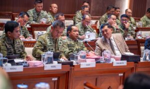 Dampingi Menhan Sjafrie Sjamsoeddin, Panglima TNI Tegaskan Kesiapan Hadapi Konflik Geopolitik Modern WhatsApp Image at
