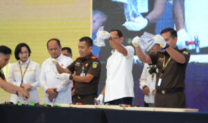 Badan Pemulihan Aset Kejaksaan Republik Indonesia melaksanakan pemusnahan barang sita eksekusi WhatsApp Image at