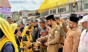 Jalan Desa Penghubung antara Alue Ie Mirah dan Desa Blang Nisam yang rusak parah puluhan tahun kini telah di perbaiki oleh WhatsApp Image at