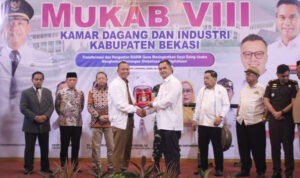 Dibuka Sekda dan Ditutup Plt Bupati, Mukab VIII Kadin Kabupaten Bekasi Berjalan Sukses dan Lancar WhatsApp Image at