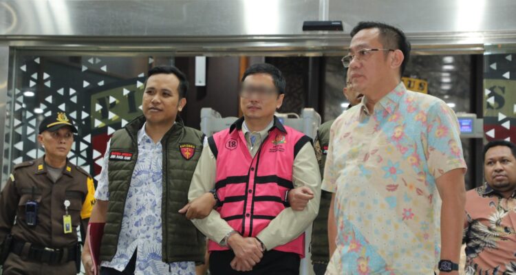 Kejagung Tahan Komisaris PT YAT, Dugaan Pengondisian Proyek Motor Listrik MBG Terungkap WhatsApp Image at