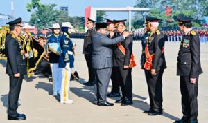 Panglima TNI Hadiri HUT Bhayangkara ke-80, Soliditas TNI-Polri Kian Diperkuat WhatsApp Image at ()
