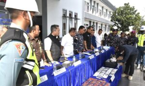 TNI AL Gagalkan Penyelundupan 100 Liquid Vape Diduga Mengandung Narkotika di Perairan Batam WhatsApp Image at