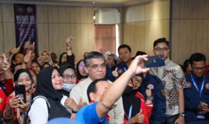Tak Hanya Soal Upah, Menaker Siapkan Jurus Baru Lindungi Pekerja Indonesia WhatsApp Image at ()