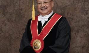 Sakit dan Mahalnya Melahirkan Demokrasi WhatsApp Image at