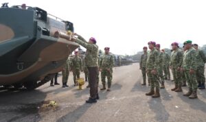 12 AAV M-35 Resmi Masuk Kekuatan Marinir, Operasi Laut ke Darat Makin Diperkuat WhatsApp Image at ()