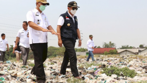 Respon Cepat, Pj Bupati Bekasi Tinjau Langsung Pembuangan Sampah Ilegal di Sumber Jaya, Usai Disurati Kementerian ATR/BPN