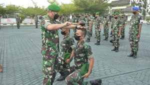 Tumbuhkan Rasa Bangga Terhadap Satuan, Kodam Tanjungpura Gelar Tradisi Penerimaan Warga Baru