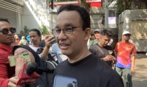 Begini Respons Anies Soal Ahok Bilang Cuma Pernah Chat WA Sekali