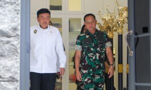 Panglima TNI Dampingi Menkopolkam Monitoring Pilkada Serentak