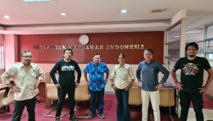 Tiba Kembali di Jakarta, Tim Touring JKW-PWI Diterima Sekjen PWI