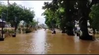 Breaking News ! Hujan Deras, Kabupaten Hulu Sungai Tengah Terendam Banjir Hingga 2 Meter