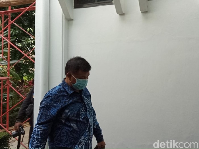 KPK Benarkan Kembali Periksa Bupati Bandung Barat Aa ...