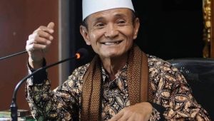 Kiisah KH. Buya Syakur Yasin: "AWALUDDIN MA;RIFATULLAH" Awal Agama Mengenal AllahÂ