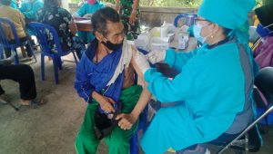 Satgas Covid-19 Buleleng Gencarkan Vaksinasi Dosis I dan II