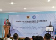 Buka Sekolah Jurnalisme Indonesia, Nadiem Makarim: Kita Berkompetisi Dengan AI