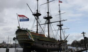 Menguak Mitos: Indonesia Tidak Dijajah 350 Tahun oleh Belanda