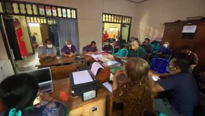 Pelaksanakan Pemantapan Implementasi Aplikasi E-Surat Hari Kedua Diskominfosanti Kabupaten Buleleng Sasar Empat Desa