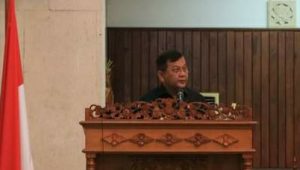 Wabup Sutjidra Bacakan Jawaban Bupati PAS Atas Pemandangan Umum Fraksi-Fraksi DPRD Buleleng, Terkait Ranperda APBD TA 2022