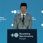 jokowi hadiri bloomberg new economy forum di singapura