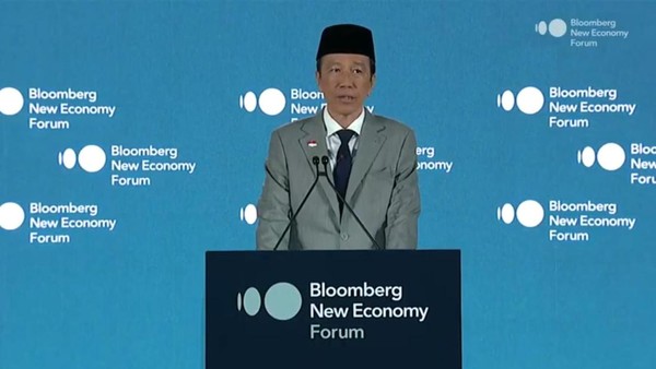 jokowi hadiri bloomberg new economy forum di singapura