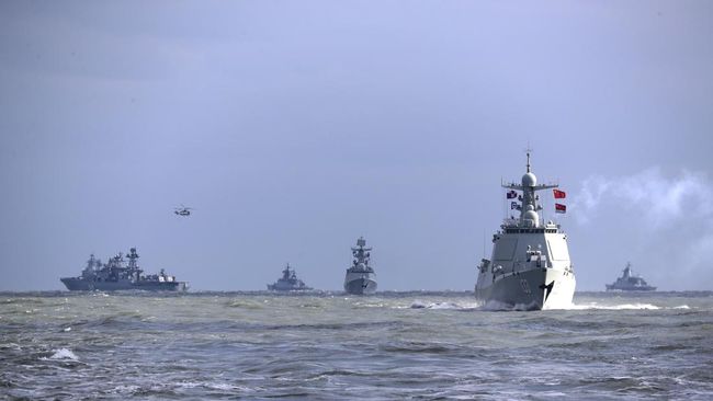 kapal perang china dan rusia ikut serta dalam latihan angkatan laut bersama di laut china timur selasa desember