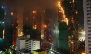 kebakaran apartemen hong kong tewaskan orang ratusan hilang jpeg