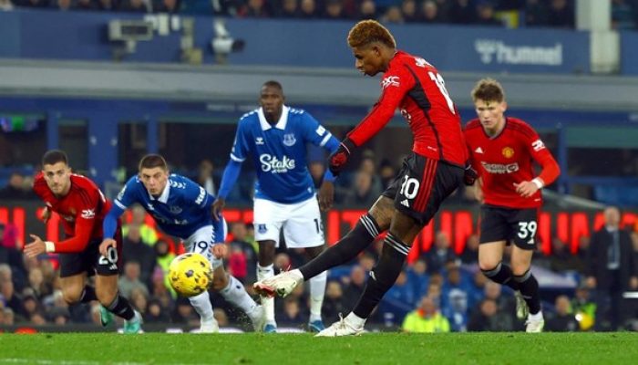 Setan Merah Menggila! Manchester United Menang Berkat Dua Gol Penalti Lawan Everton
