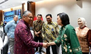 Gubernur BI dan Sri Mulyani Beda Pendapat Soal Kurs Rupiah di RAPBN 2025
