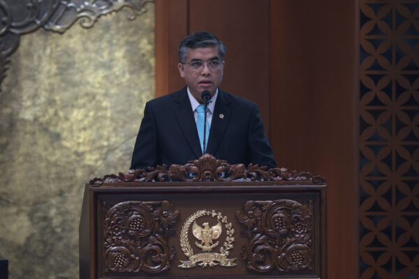 menteri