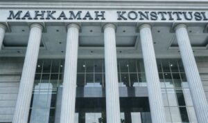 Hindari Kriminalisasi Berlebihan, MK Kabulkan Gugatan Pasal 21 UU Tipikor rzeievzdzropyoidit